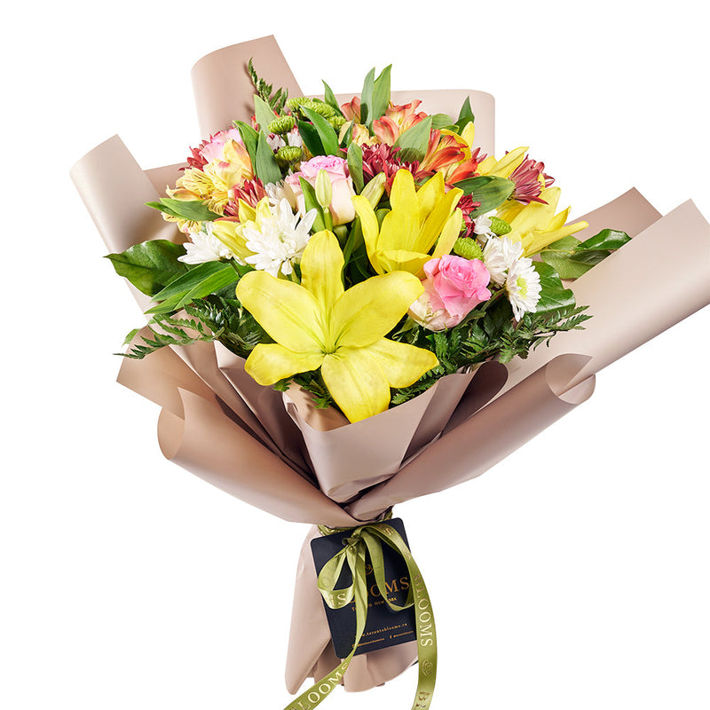 Country Cottage Mixed Peruvian Lily Bouquet – Lily Gifts –Blooms Canada ...