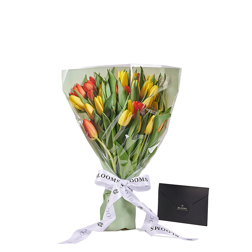 Country Garden Tulip Bouquet, tulip gift, tulips, seasonal flower gift, seasonal flowers, flower gift, flowersCountry Cottage Mixed Peruvian Lily Bouquet – Canada Blooms - Canada Delivery