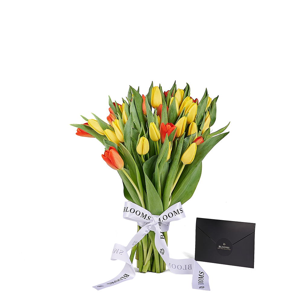 Country Garden Tulip Bouquet, tulip gift, tulips, seasonal flower gift, seasonal flowers, flower gift, flowersCountry Cottage Mixed Peruvian Lily Bouquet – Canada Blooms - Canada Delivery