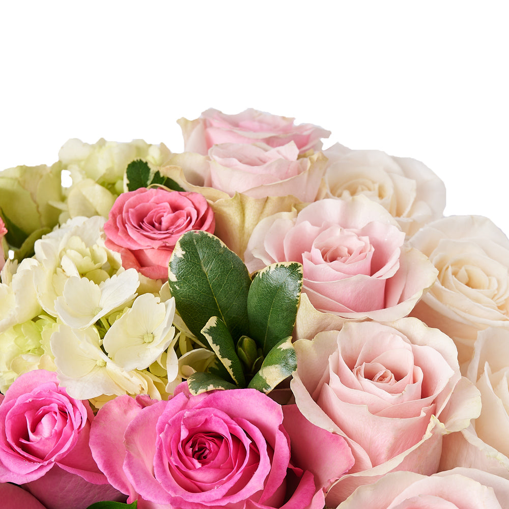 Heart of Roses Arrangement, gift baskets, floral gifts, mother’s day gifts – Canada Blooms - Canada Delivery

