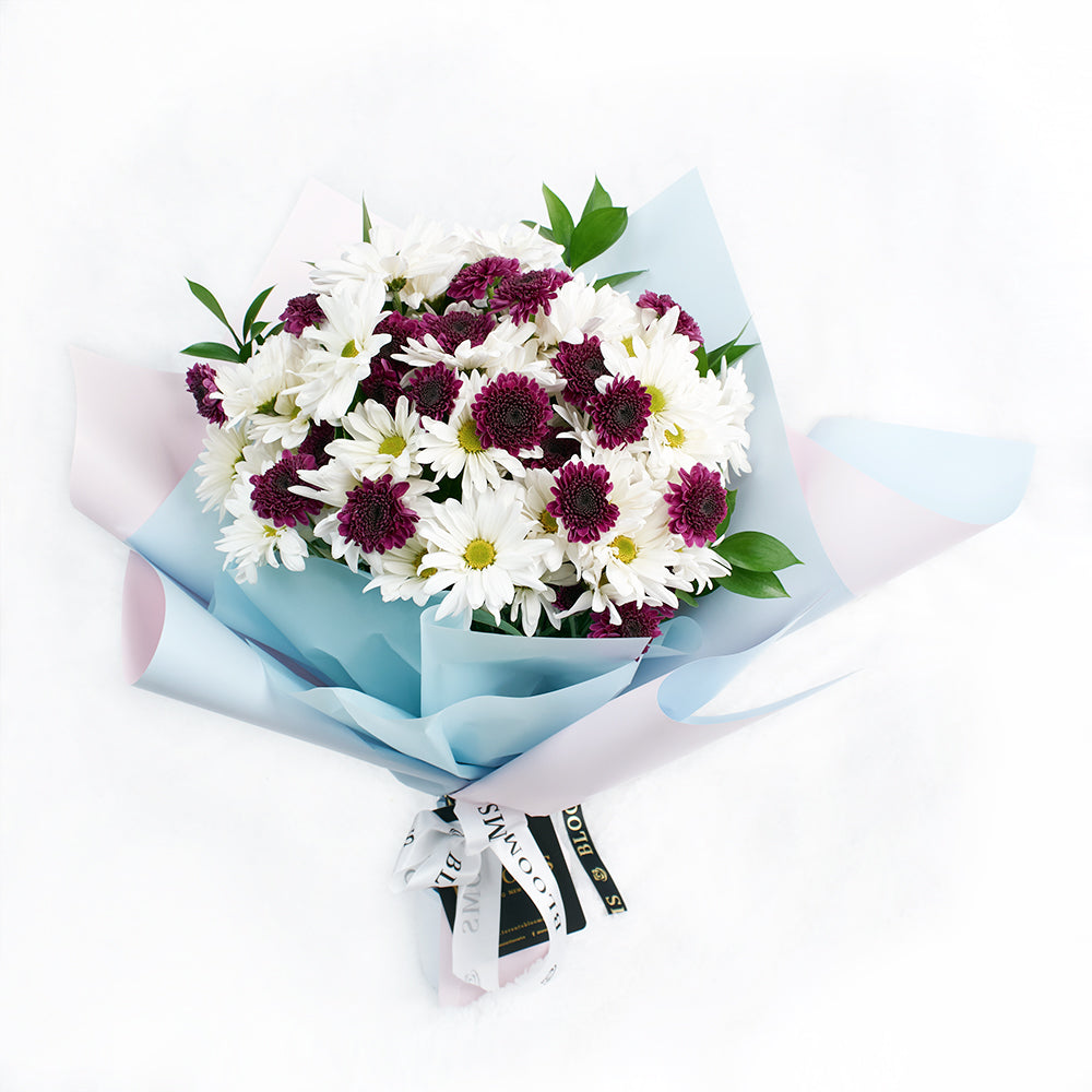 Mother's Day Spring Daisy Bouquet – Canada Blooms - Canada Delivery