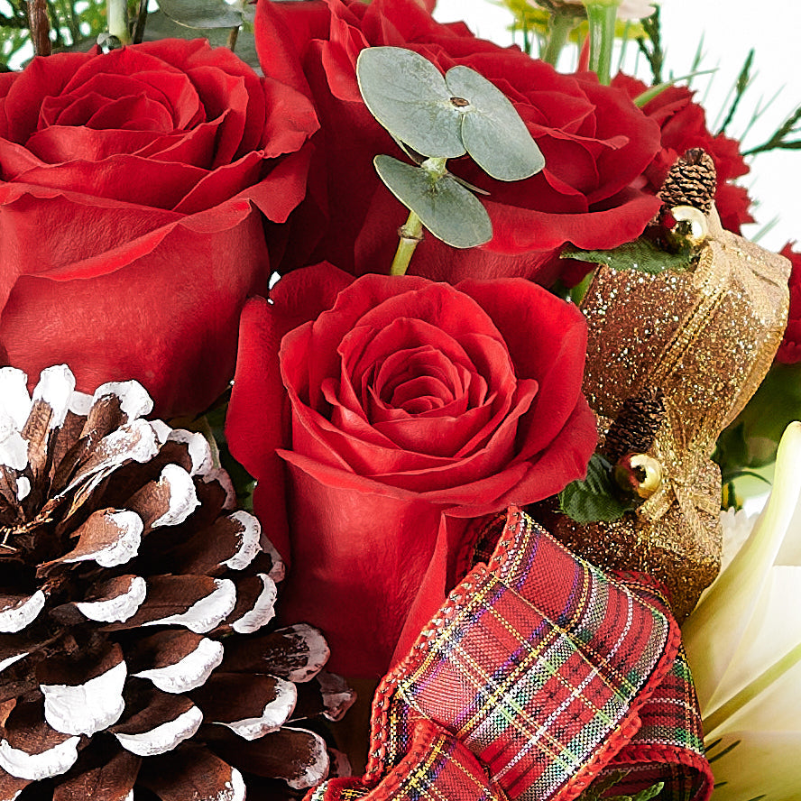 Mixed flower arrangement, holiday, christmas, Mixed Floral Arrangement, Floral Arrangement, Floral Gift, Set 24006-2021, holiday arrangement delivery, delivery holiday arrangement, christmas flowers canada, – Canada Blooms - Canada Delivery
