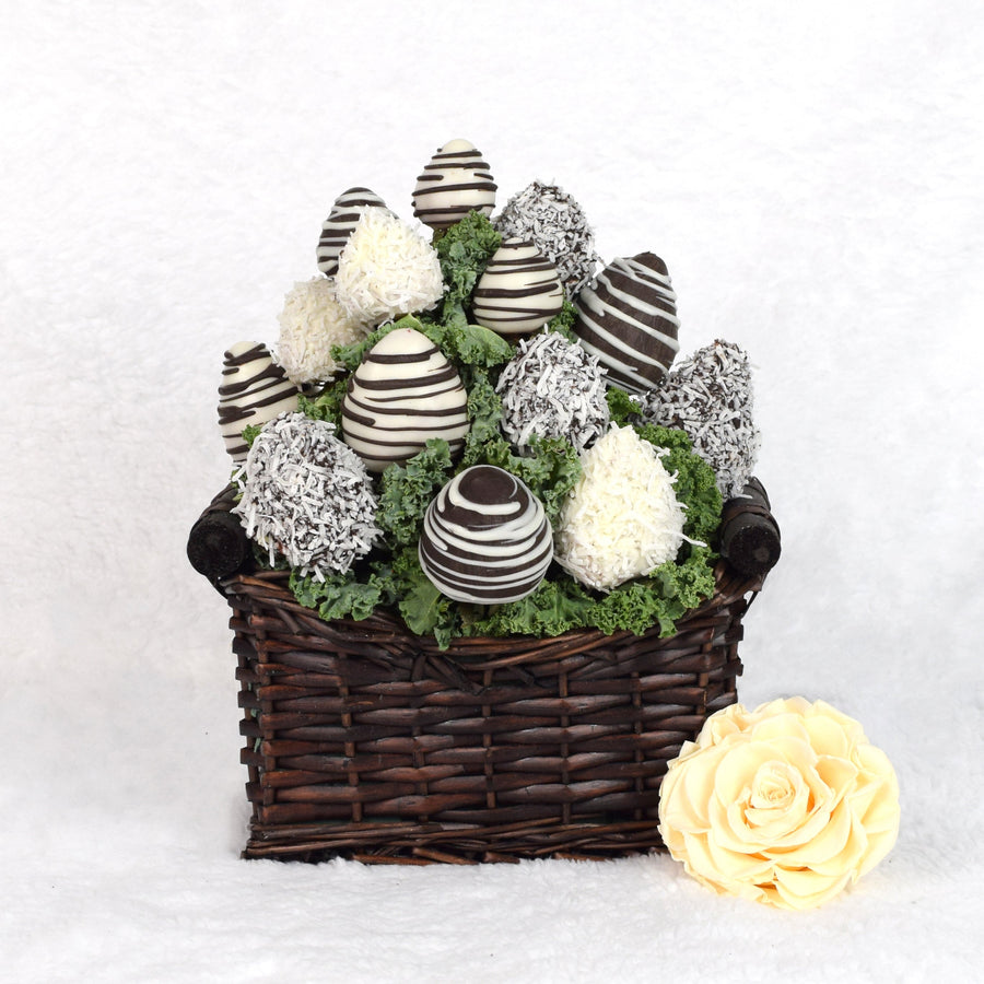 Valentine's Day Chocolate Dipped Strawberries Gift Basket.Blooms Canada- Blooms Canada Delivery