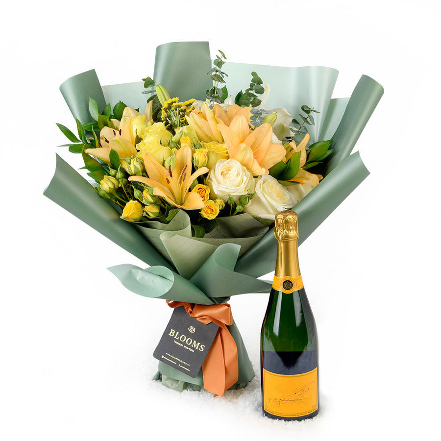 Mixed flower bouquet and Champagne – Canada Blooms - Canada Delivery