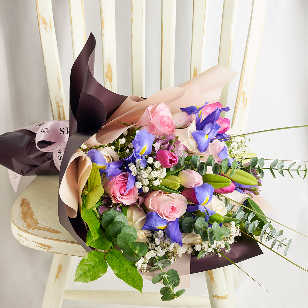 Blooms Canada Same Day Flower Delivery - Canada Flower Gifts - Iris Bouquet