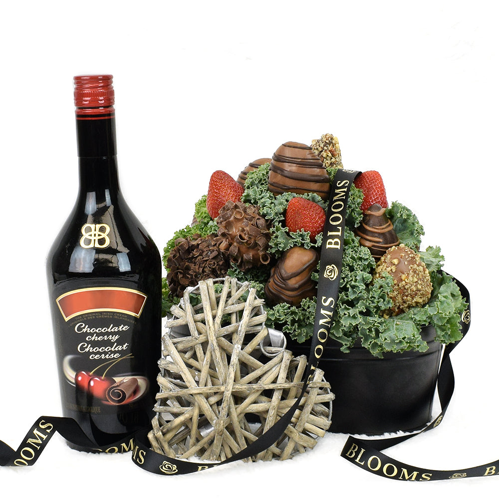 Mother’s Day Chocolate Covered Strawberry Gift & Liquor – Canada Blooms - Canada Delivery