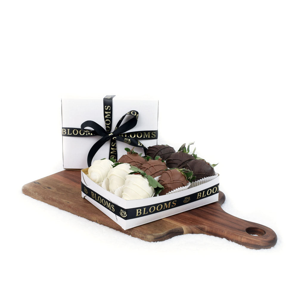 chocolate strawberry box – Canada Blooms - Canada Delivery