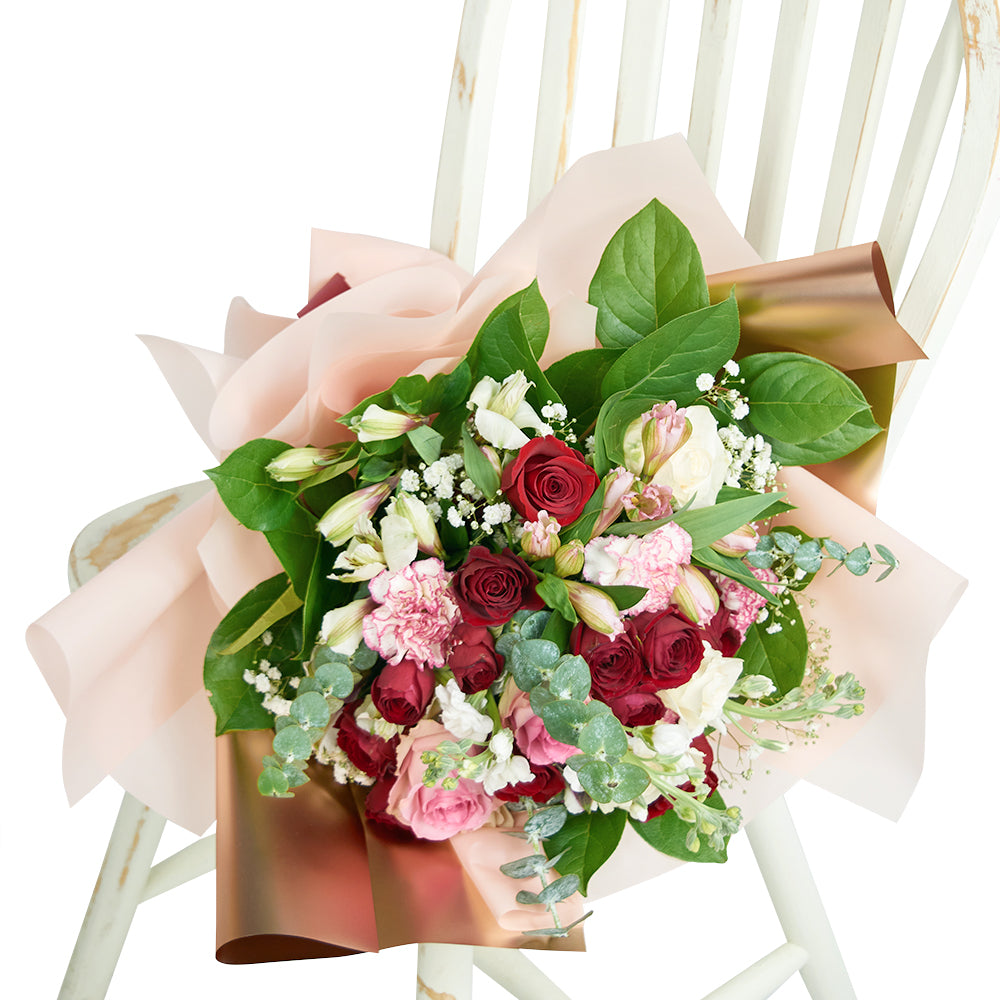 Red, white, and pink mixed bouquet – Canada Blooms - Canada Delivery